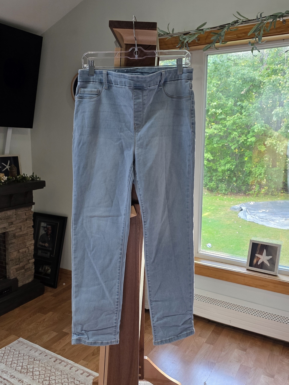 Time and Tru Light Blue Skinny Jeans